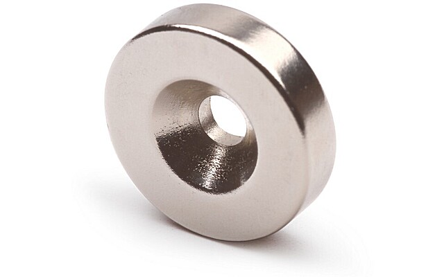 Неодимовый магнит диск 15х3 мм с зенковкой 7\3,5 мм